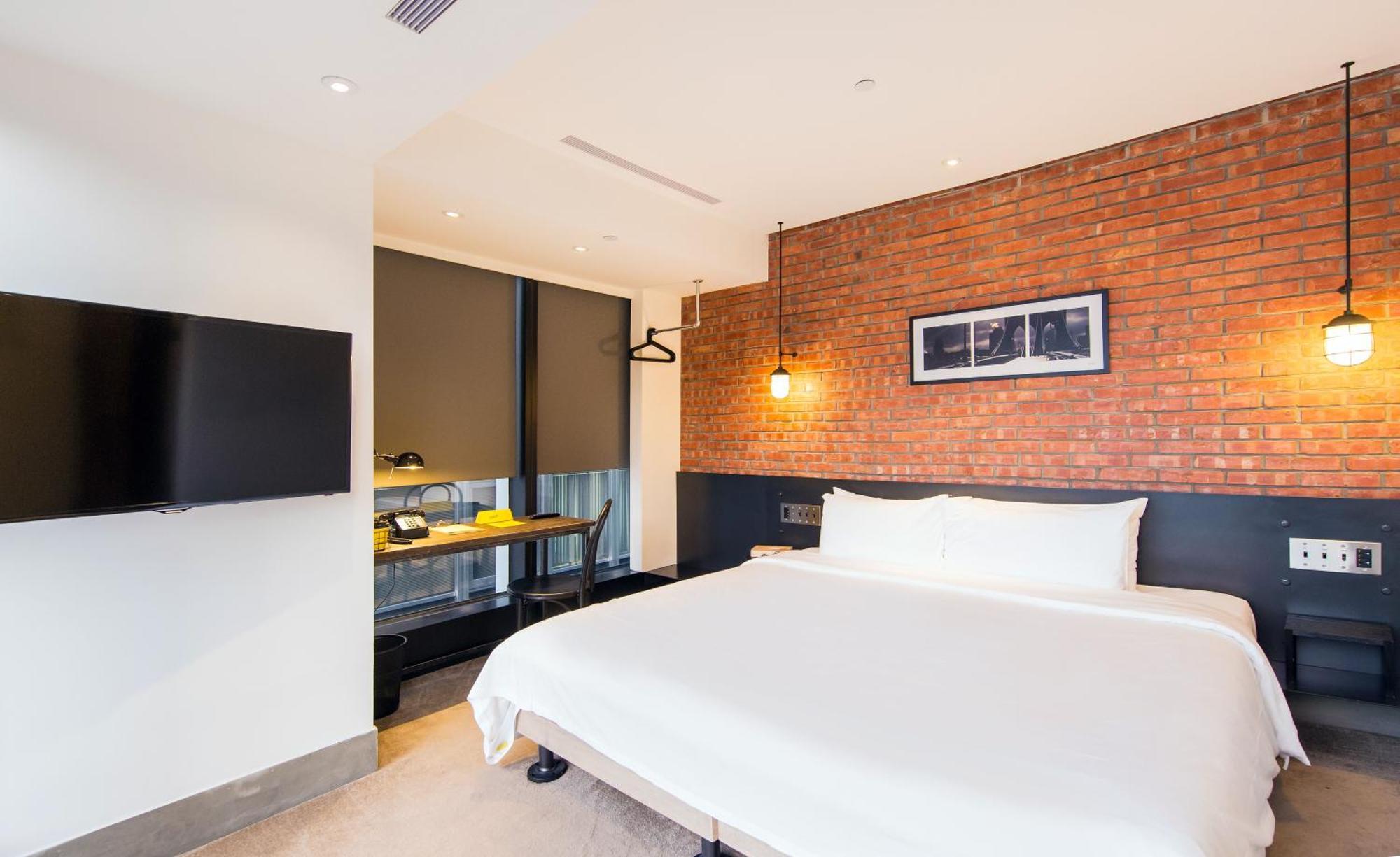 Check Inn Taipei Songjiang Extérieur photo