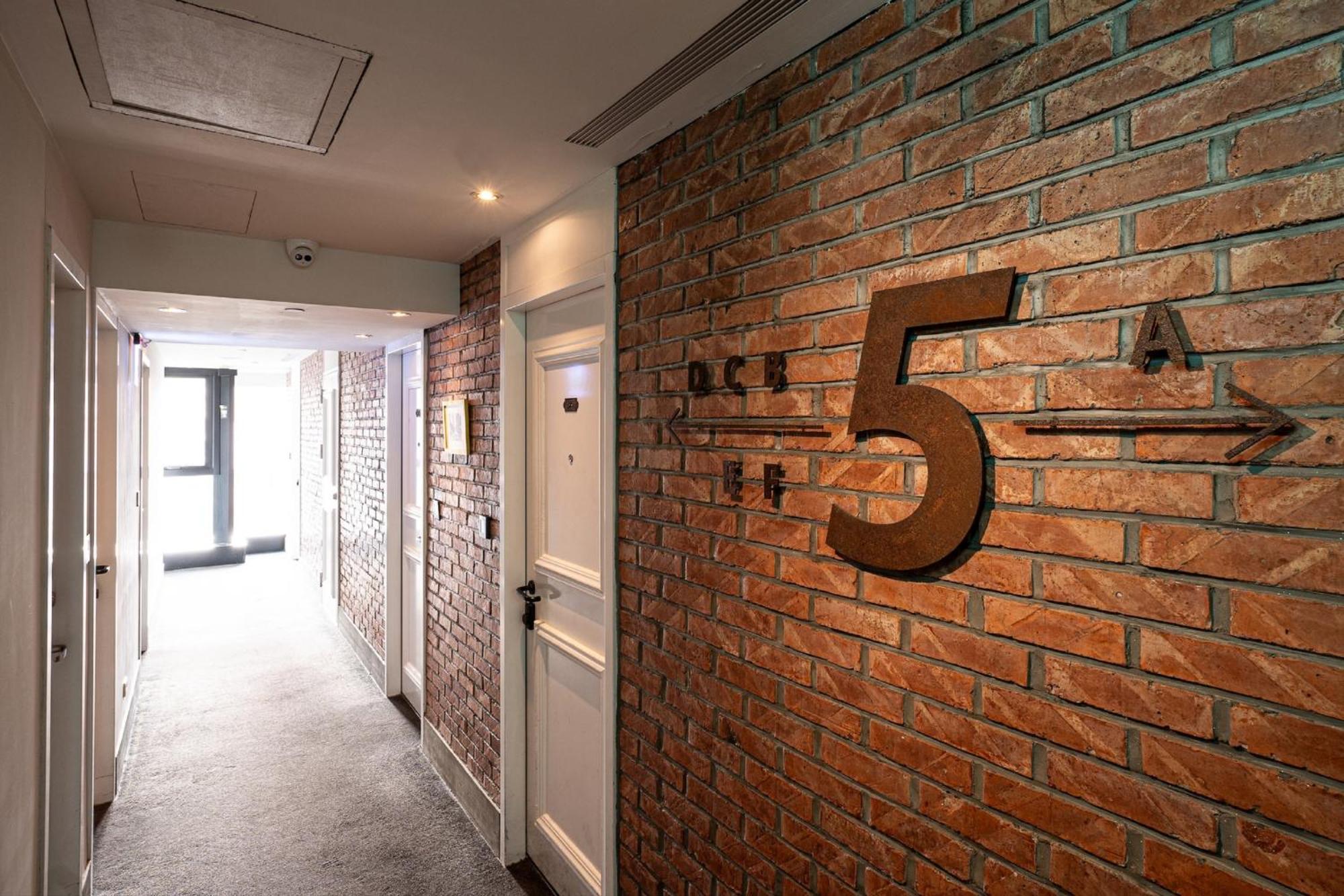 Check Inn Taipei Songjiang Extérieur photo